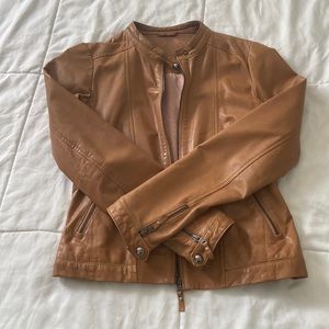 Massimo Dutti leather jacket size M